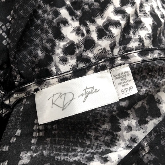 Snake Print Romper NWT - Picture 4 of 4